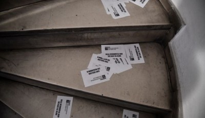 Παρέμβαση Ρουβίκωνα στο γραφείο του Κώστα Κυρανάκη