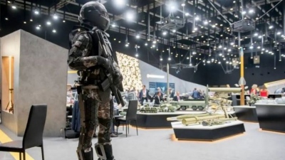 «Σύντροφος»: Το ρωσικό πολεμικό κράνος με τεχνητή νοημοσύνη που αλλάζει το πεδίο της μάχης