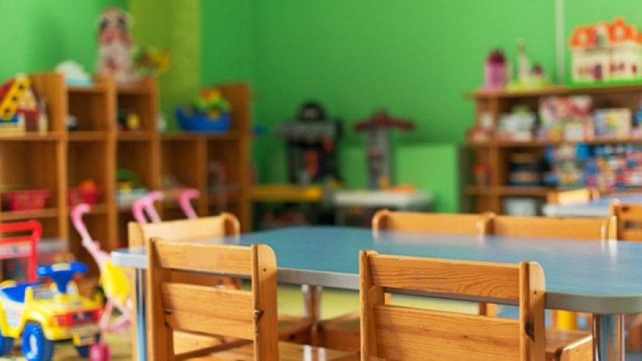 «Να είναι το νηπιαγωγείο γεμάτο παιδιά» - Στη Ρωσία επιλέγουν την παραδοσιακή λύση για το δημογραφικό