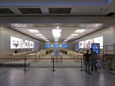 Η Apple θα κλείσει 11 καταστήματα στις ΗΠΑ λόγω της αύξησης των κρουσμάτων κορωνοϊού