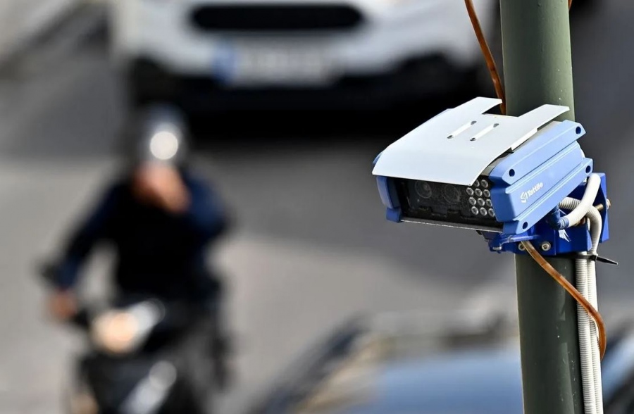 Κάμερες ΑΙ: Στάλθηκαν τα πρώτα 130 «ραβασάκια» για παραβάσεις του ΚΟΚ