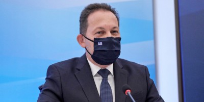 Πέτσας: Η ασττυνομία θα σταματάει όποιον κυκλοφορεί μετά τις 22:00 την παραμονή των Χριστουγέννων