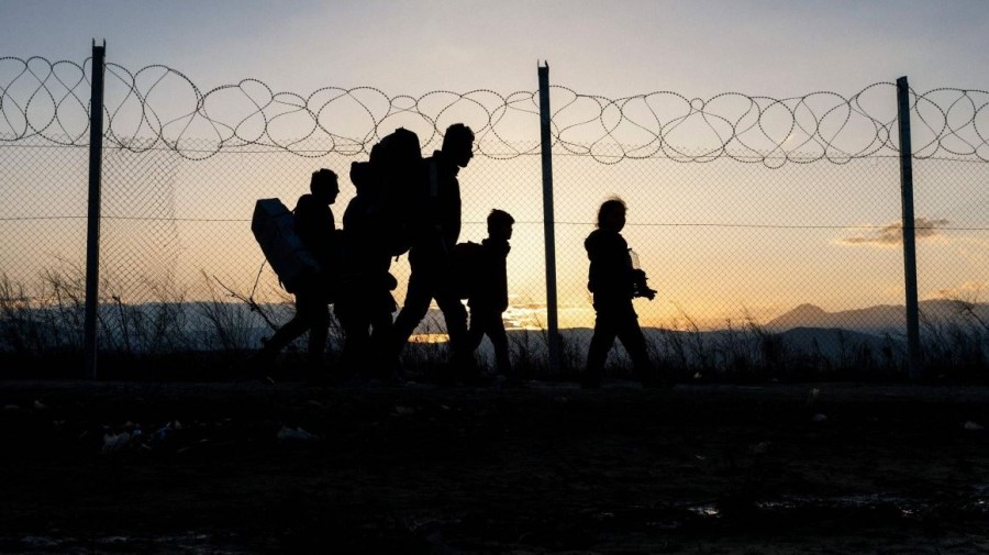 AFP: Ποιο στοιχείο του νέου Συμφώνου της ΕΕ για τη Μετανάστευση προβληματίζει την Ελλάδα