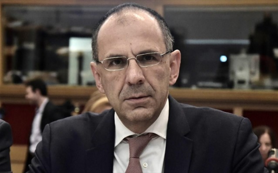 Γεραπετρίτης (Υπ. Επικρατείας): Η κοινωνία και η οικονομία δεν αντέχουν οριζόντιους περιορισμούς