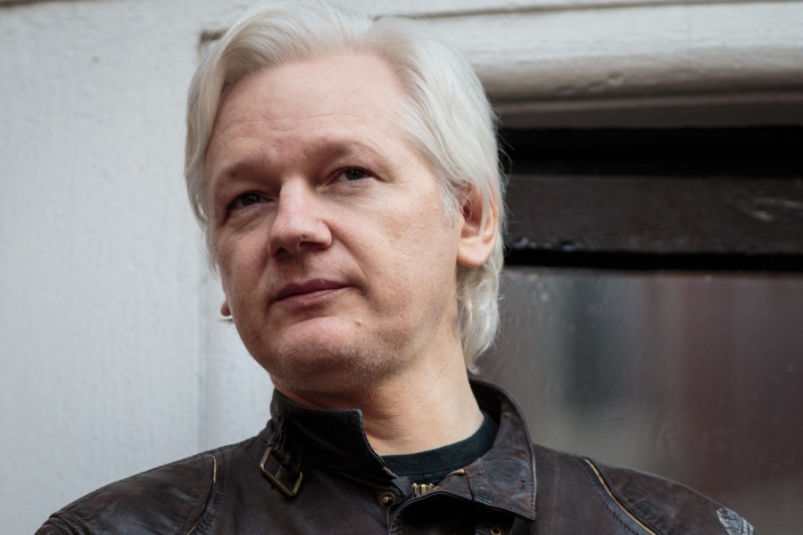 Βρετανία: O Assange υπέστη εγκεφαλικό επεισόδιο στη φυλακή όπου κρατείται