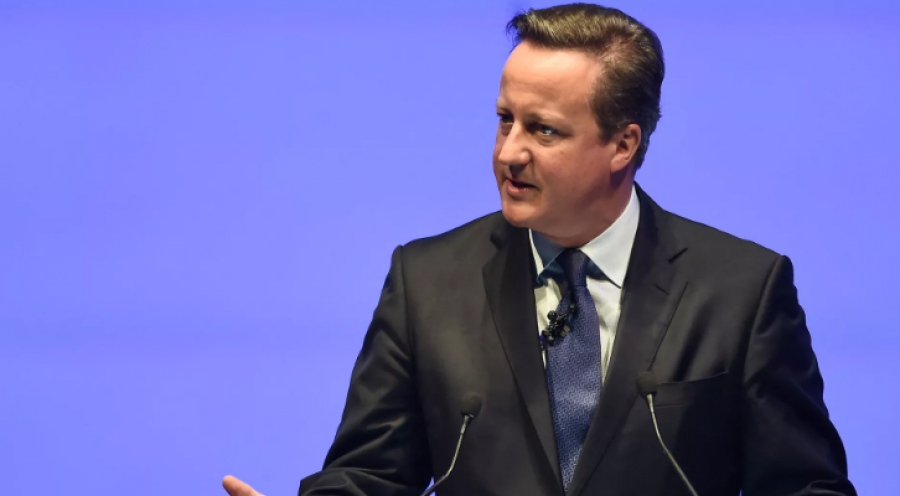 Κατά της ανάπτυξης δυτικών στρατευμάτων στην Ουκρανία ο David Cameron – Κόλαφος στον Macron