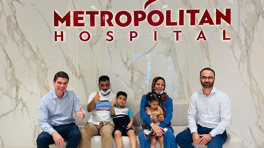 Διπλή επέμβαση σπονδυλικής στήλης σε 6χρονο στο Metropolitan Hospital