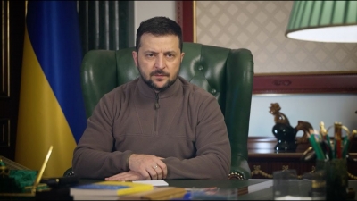 Σε αδιέξοδο ο Zelensky – Οι Ουκρανοί τον απειλούν με… «πολιτική αυτοκτονία», εάν εγκαταλείψει Donbass και  Κριμαία