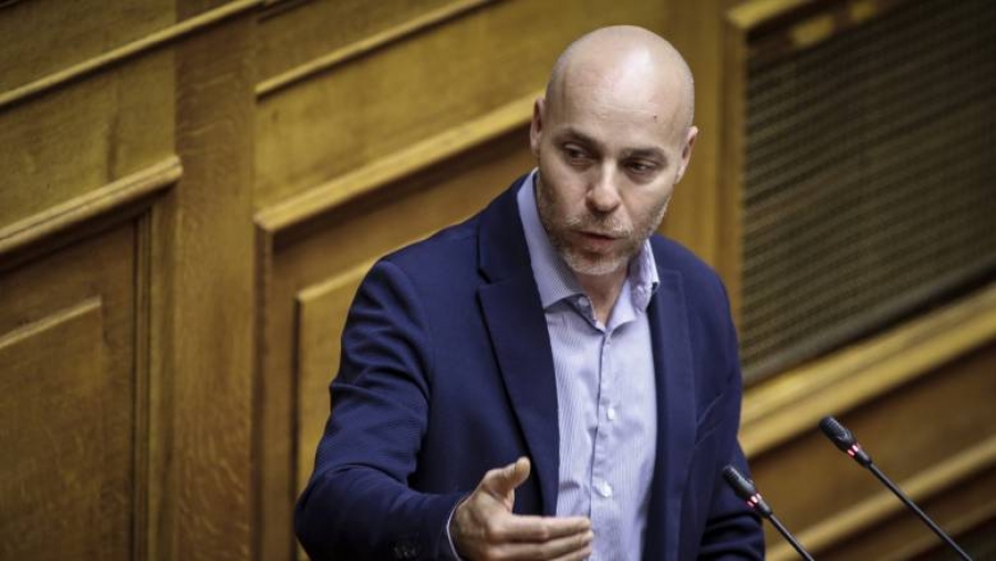 Αμυράς: Πάρα πολύ δύσκολη η πυρκαγιά στη Δαδιά – Δεν φτάνει στη φωτιά το 75% του νερού που ρίχνουν τα εναέρια