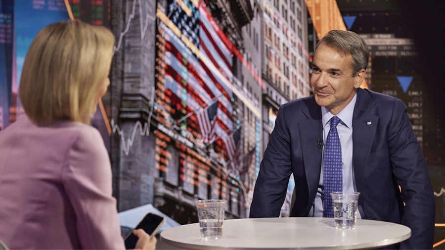 Μητσοτάκης σε Bloomberg: Ανάπτυξη 6% της οικονομίας το 2022 - Ενεργειακός κόμβος για LNG η Ελλάδα