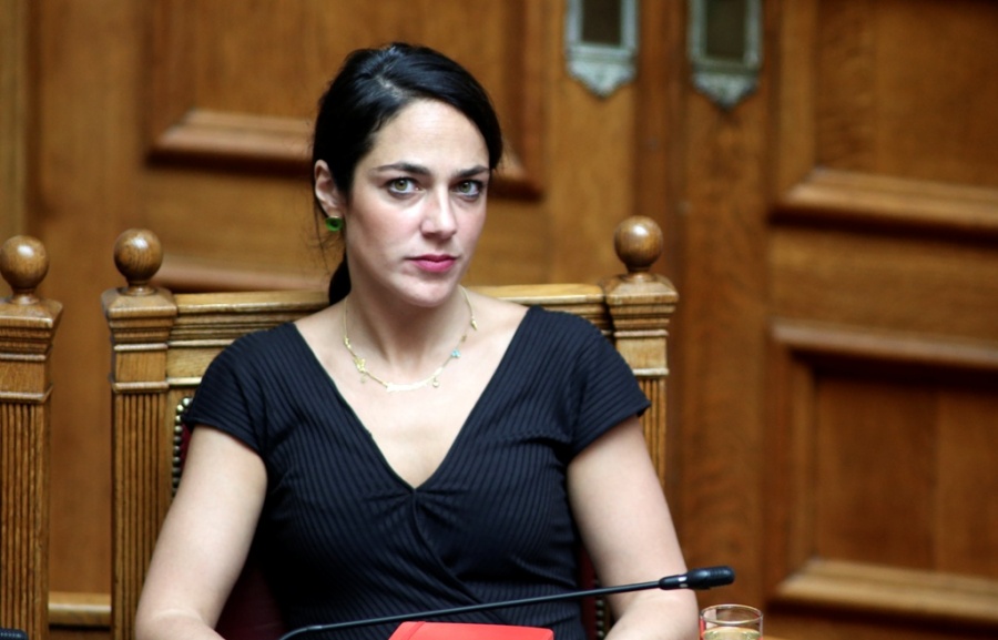 Μιχαηλίδου (Υφυπουργός Εργασίας): Με το επίδομα γέννησης υλοποιούμε βασική προεκλογική δέσμευση