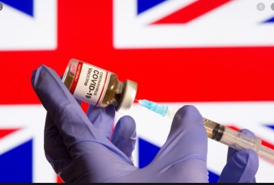 Τουλάχιστον 600.000 Βρετανοί έχουν λάβει την πρώτη δόση του εμβολίου των Pfizer/BioNTech