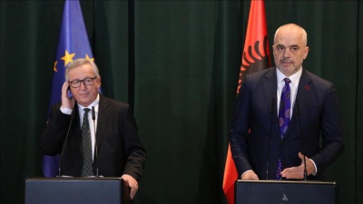 Juncker προς Αλβανία: Προϋπόθεση για την είσοδο στην ΕΕ, να λύσετε τα εδαφικά με τους γείτονες σας
