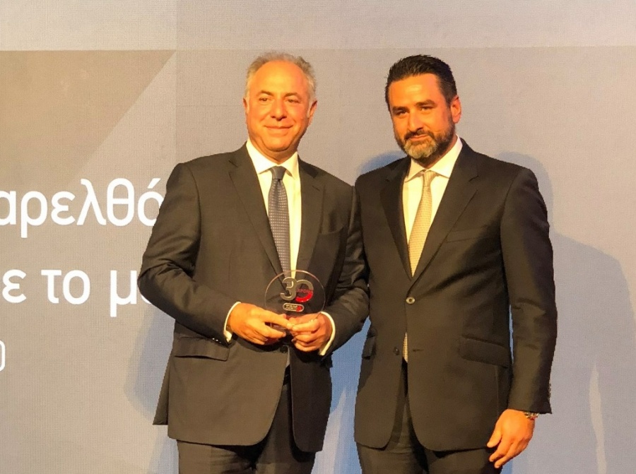 Τιμητική βράβευση του Γιώργου Καραβία από τον Σ.Ε.Μ.Α.