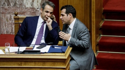 Έκτακτη σύσκεψη Μητσοτάκη και Πλεύρη για τον κορωνοϊό στην Κίνα - Στο τραπέζι οι συστάσεις της ΕΕ για τις αεροπορικές αφίξεις