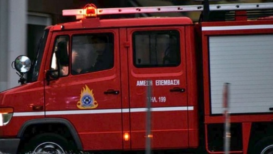 Συναγερμός στην Πυροσβεστική για πυρκαγιά σε διαμέρισμα στη Γλυφάδα – Απεγκλωβίστηκαν τρία άτομα