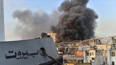 Στις φλόγες και πάλι η Λιβύη – Ανταλλαγή πυρών και εκρήξεις συγκλόνισαν την Τρίπολη