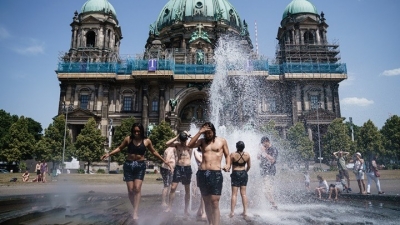 Καύσωνας στην Ευρώπη: Ακραίες θερμοκρασίες σε Γερμανία και Ελβετία