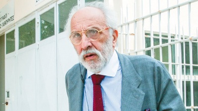 Ελεύθεροι, με την επιβολή περιοριστικών όρων, Λυκουρέζος - Παναγόπουλος - Kατηγορούνται για τη «μαφία των φυλακών»