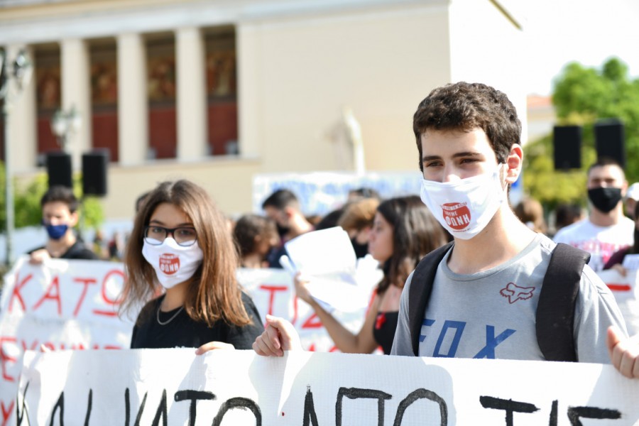 Υπό κατάληψη πάνω από 200 σχολεία σε όλη την Ελλάδα - Μέτρα προστασίας ζητούν οι μαθητές - Η έκκληση Πέτσα