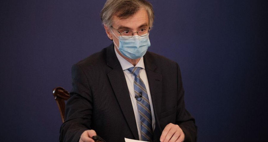 Τσιόδρας: Ανοικτό το ενδεχόμενο να επιτραπεί στους εμβολιασμένους να μην φορούν μάσκες