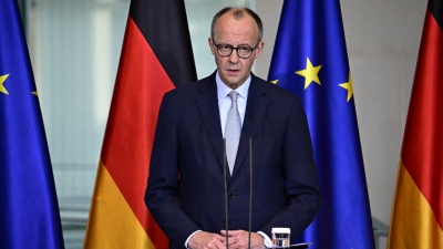 Συναγερμός στη Γερμανία - Οι επιχειρηματικές ενώσεις προειδοποιούν τον Merz: Απαιτούνται ριζικές μεταρρυθμίσεις