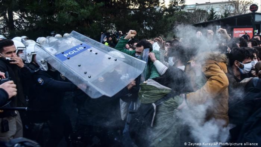 Τουρκία: Έντονες διαμαρτυρίες φοιτητών εδώ και 1 μήνα - Δεν παραιτείται ο εκλεκτός του Erdogan