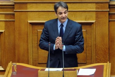 Μητσοτάκης σε Τσίπρα: Μήπως σας εκβιάζει ο Καμμένος ότι θα ρίξει την κυβέρνηση;