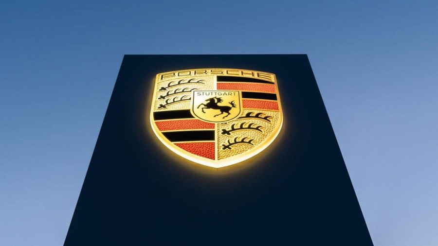 Porsche: Ζημίες 1 δισ. ευρώ λόγω επιβράδυνσης στη ζήτηση για ηλεκτρικά οχήματα