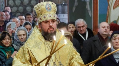 Ουκρανία: Ενθρονίστηκε ο Μητροπολίτης της αυτοκέφαλης Εκκλησίας του Κιέβου Επιφάνιος παρά τις διαφωνίες της Ρωσίας