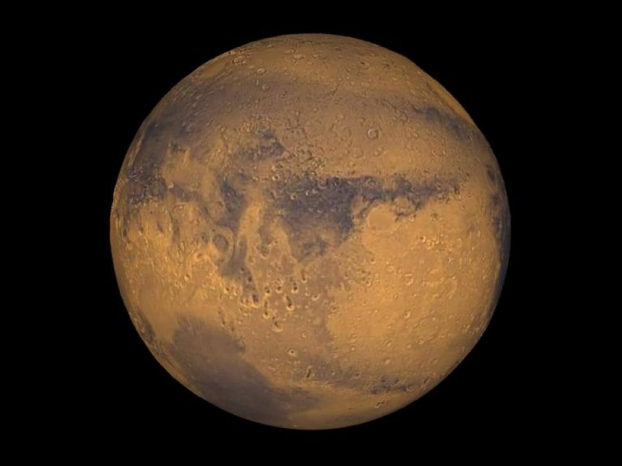 Νέες βάσιμες ενδείξεις για μεγάλες ποσότητες νερού σε μορφή πάγου θαμμένου βαθιά κάτω από τον βόρειο πόλο του Άρη