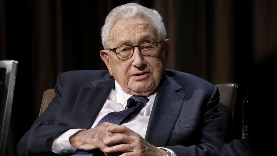 Χρησμός Kissinger: ΗΠΑ και Κίνα να αναπτυχθούν μαζί - Πολυτέλεια να θεωρούνται αντίπαλοι