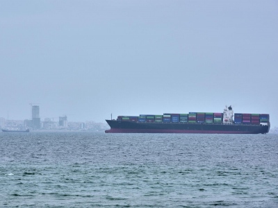 Ο Trump προτείνει τη δημιουργία νέας συμμαχίας για τα Στενά του Hormuz