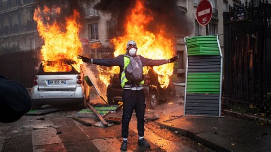 Ξεπερνά κατά πολύ τα 4 εκατ. ευρώ το κόστος των επεισοδίων στο Παρίσι – Πλήγμα για τη γαλλική οικονομία