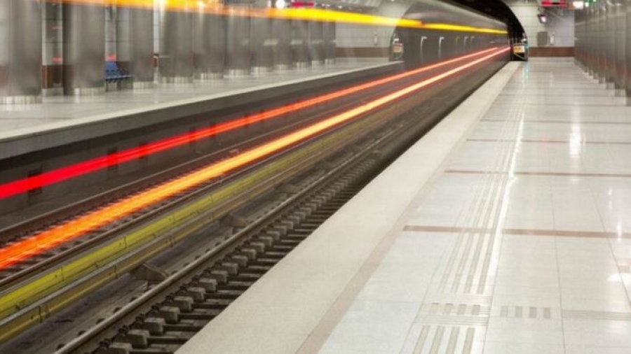 Αγία Παρασκευή: Πτώση ατόμου άνδρα στις γραμμές του μετρό της Αγίας Παρασκευής – Απεγκλωβίστηκε χωρίς τις αισθήσεις του