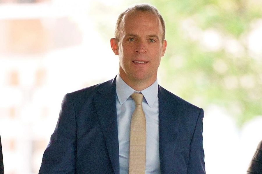 Το Λονδίνο καλεί Ενωτικούς και εθνικιστές να σχηματίσουν κυβέρνηση στη Β. Ιρλανδία, μετά τη νίκη του Σιν Φέιν