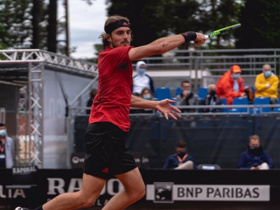 ATP Λυών: Ζορίστηκε αλλά προκρίθηκε στον τελικό με ανατροπή ο Τσιτσιπάς (video)