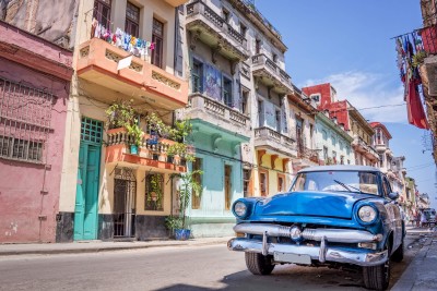 Η Κούβα θα υποτιμήσει το πέσο έναντι του δολαρίου, για πρώτη φορά από το 1959 – Ύφεση 10% το 2020