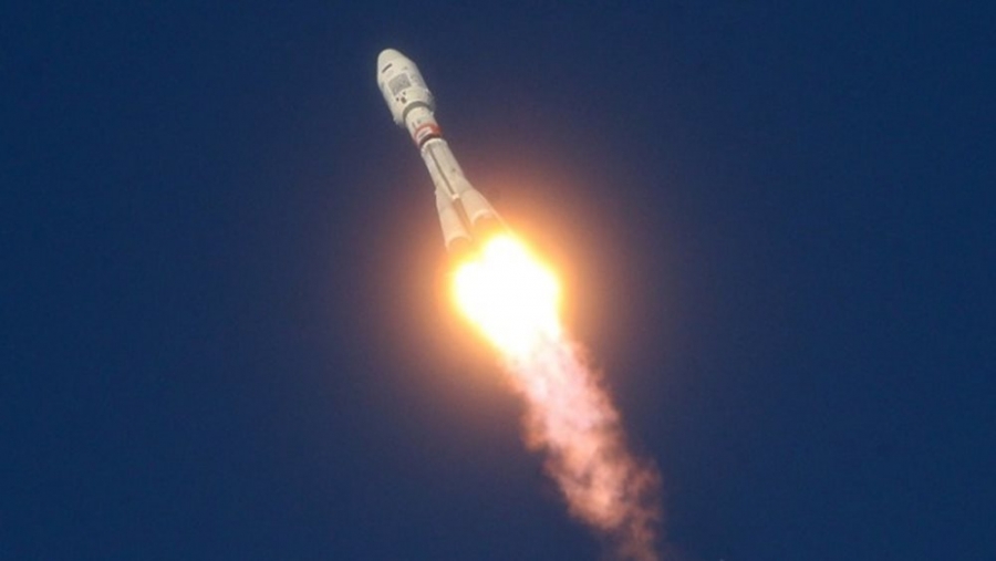 Ιράν: Επιτυχής εκτόξευση πυραύλου με δυνατότητα να θέτει σε τροχιά δορυφόρους – Η συνεργασία με τη Μόσχα