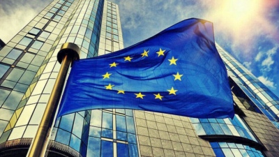 Κομισιόν: Η ΕΕ θα διαθέσει 15 δισ. για τη μεταναστευτική πολιτική