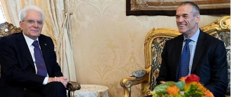 Εντολή Mattarella στον Cottarelli για σχηματισμό κυβέρνησης – Αποδεκτή με επιφυλάξεις η πρόταση