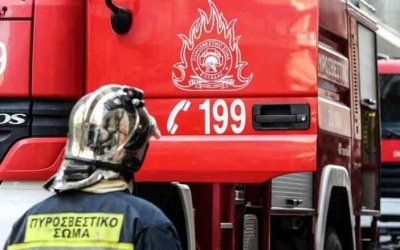 Φωτιά στο Δημολάκι Κερατέας - Μήνυμα του 112 για εκκένωση σε δύο περιοχές - Επιχειρούν επίγειες και εναέριες δυνάμεις