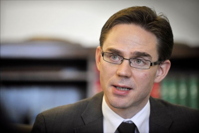 Katainen (ΕΕ) σε Δραγασάκη: Οι μεταρρυθμίσεις «κλειδί» για την εμπιστοσύνη και τις επενδύσεις