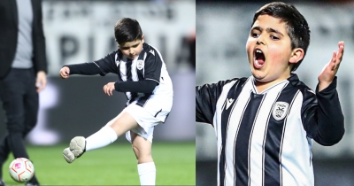 Ποιος είναι ο μικρός Λέανδρος που συγκίνησε στο γήπεδο της Τούμπας