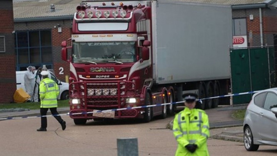 Δύο 15χρονοι έφηβοι μεταξύ των 39 Βιετναμέζων που βρέθηκαν νεκροί στο φορτηγό ψυγείο