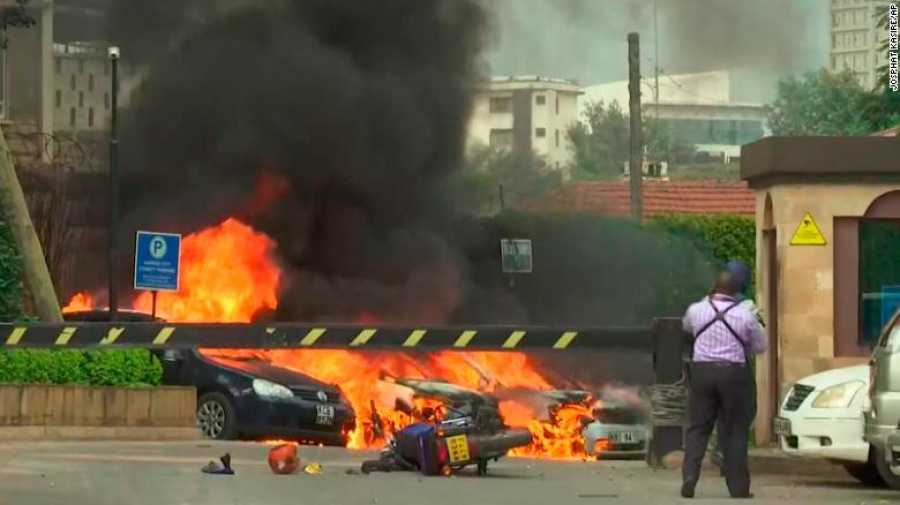 Κένυα: Πενταμελής ομάδα εξαπέλυσε την επίθεση στο ξενοδοχείο
