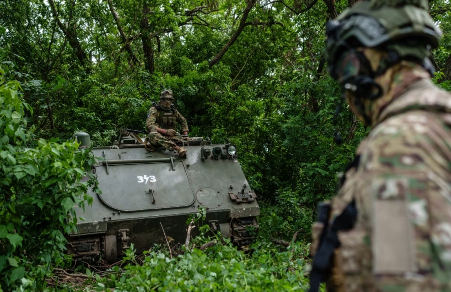 WSJ: Ο διχασμός Ευρώπης – ΗΠΑ  δίνει στη Ρωσία απόλυτο στρατηγικό πλεονέκτημα στο Ουκρανικό