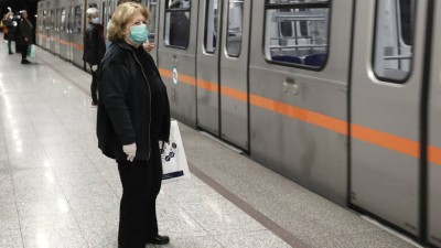 Πως μεταδίδεται ο κορωνοϊός στα ΜΜΜ