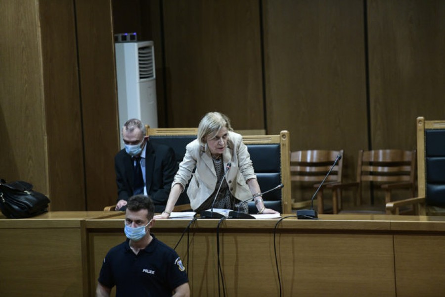 Δίκη Χρυσής Αυγής: Κάθειρξη 13 ετών χωρίς ελαφρυντικά για την ηγετική ομάδα και ισόβια στον Ρουπακιά προτείνει η εισαγγελέας