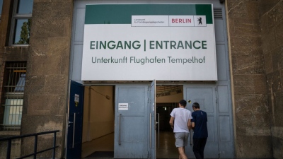 Σάλος στη Γερμανία - Ένα εκατομμύριο απορριφθέντες αιτούντες άσυλο παραμένουν στη χώρα